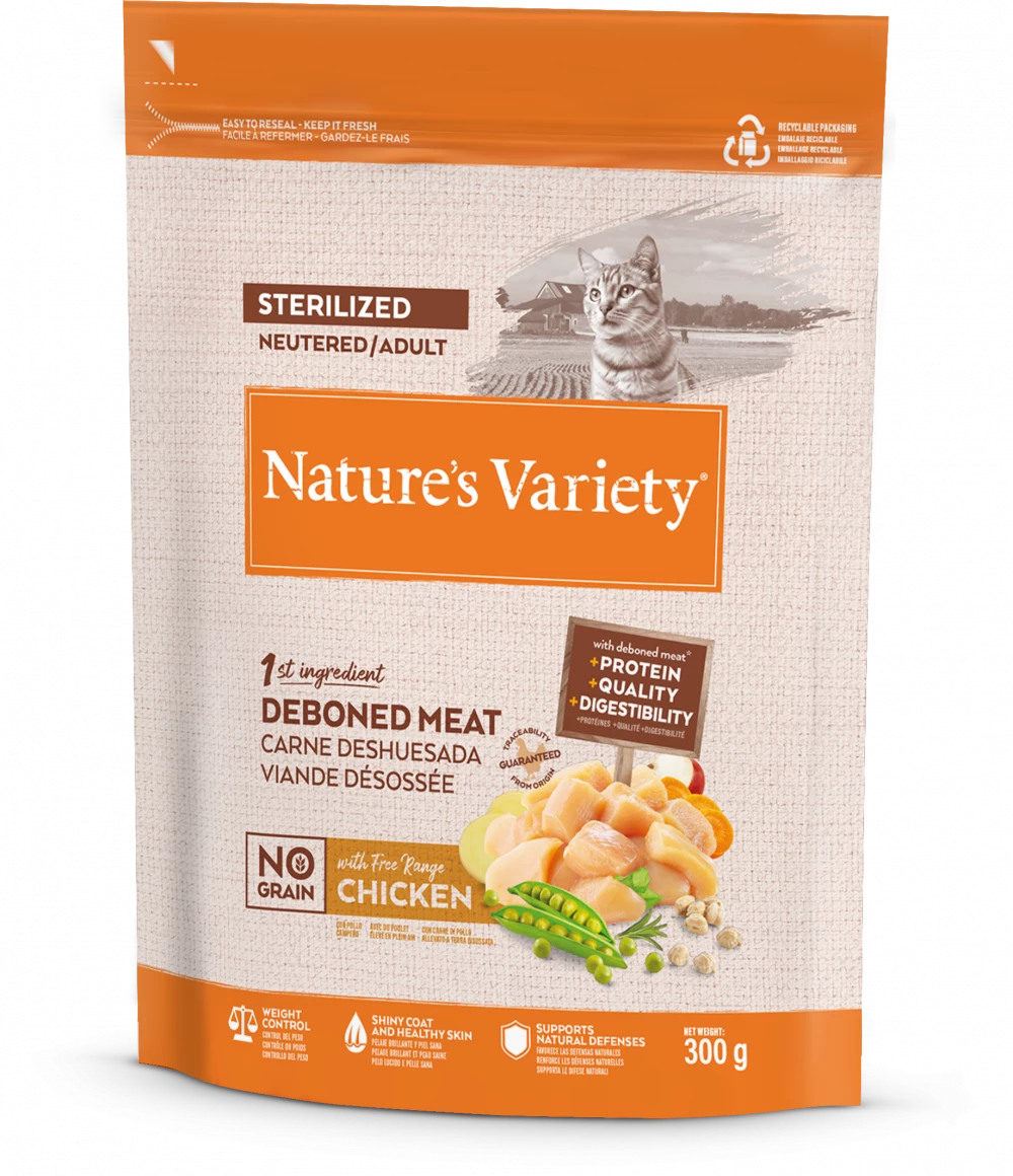 Selected Dry Free Range Chicken For Adult Cats